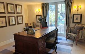 Huge 18th Century Georgian London Townhouse (R)