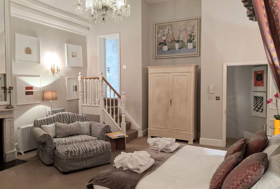 Huge 18th Century Georgian London Townhouse (R) - London, United Kingdom