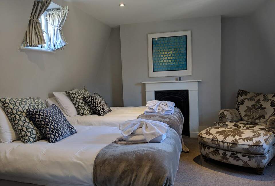 Huge 18th Century Georgian London Townhouse (R) - London, United Kingdom