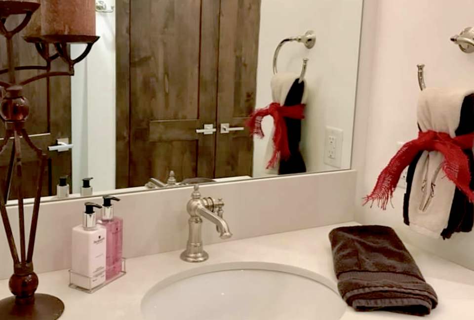 Lahontan Lodge Luxury - Truckee, California