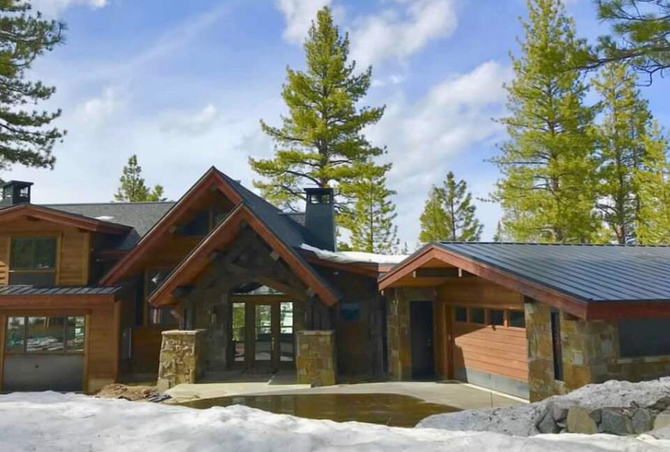 Lahontan Lodge Luxury - Truckee, California