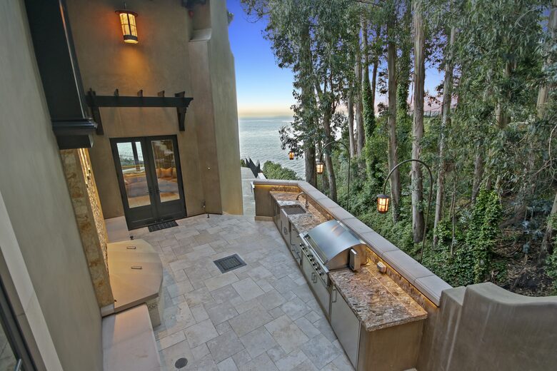 Cliffs of Capitola - Capitola, California