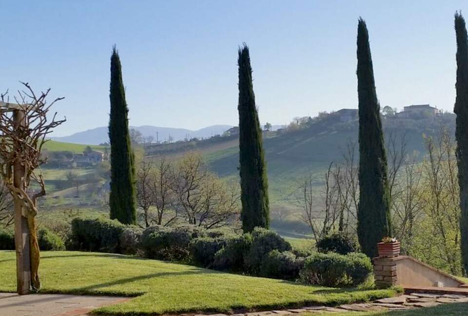 Il Gusto del Paese - Fondo Le Teglie Umbria - Sismano, Italy