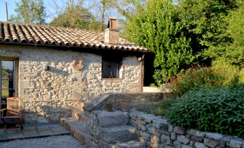 Il Gusto del Paese - Fondo Le Teglie Umbria - Sismano, Italy