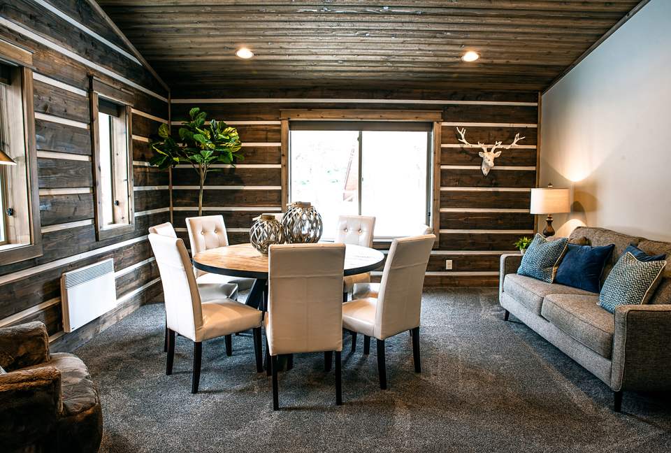 Erikson's Yellowstone Cabin - Island Park, Idaho