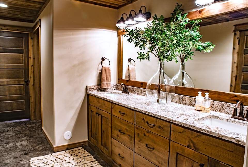 Erikson's Yellowstone Cabin - Island Park, Idaho