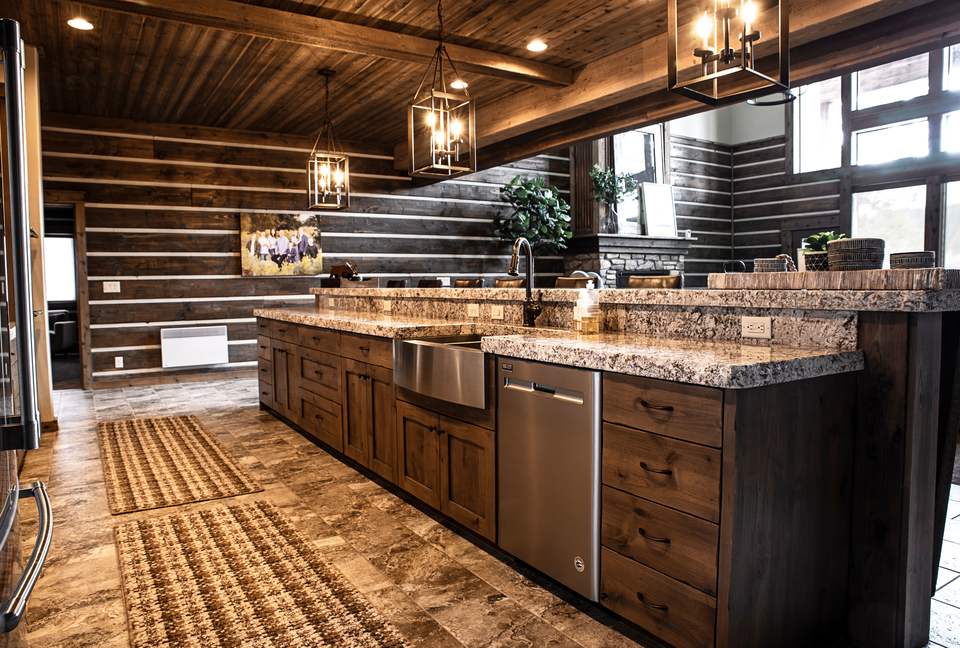 Erikson's Yellowstone Cabin - Island Park, Idaho