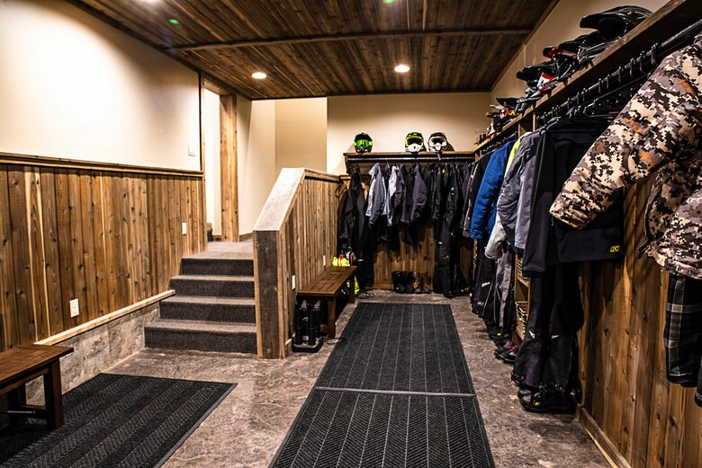 Erikson's Yellowstone Cabin - Island Park, Idaho