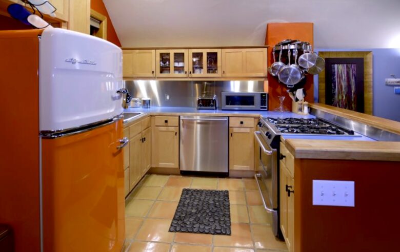 Iron Horse - Surf Shack Crested Butte - Crested Butte, Colorado