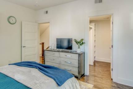 Germantown Luxury - Nashville, Tennessee