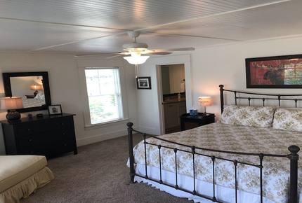 Tranquil Mountain Lake Home with Breathtaking Views - Hiawassee, Georgia