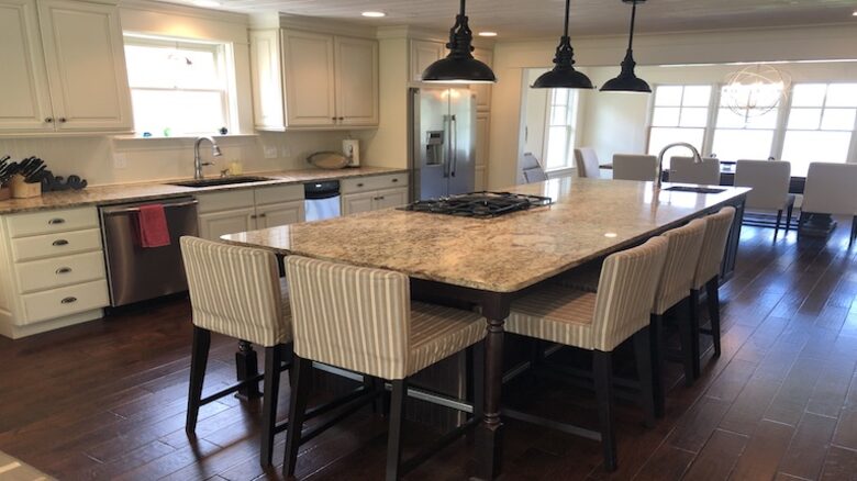 Tranquil Mountain Lake Home with Breathtaking Views - Hiawassee, Georgia