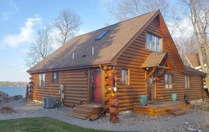 Clearwater Lake House - Annandale, Minnesota