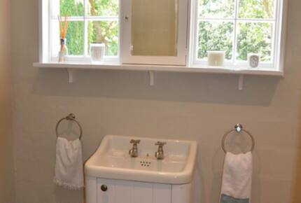 Lyncroft Estate - 30 Private Acres, 3 Acres of Manicured Gardens! - Shoreham, Australia