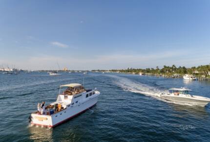 Kingfisher Luxury Yacht 50' Huckins Corinthian - 3 Day - 2 Night Weekend East Coast Cruise - Sag Harbor, New York