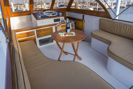 Kingfisher Luxury Yacht 50' Huckins Corinthian - 3 Day - 2 Night Weekend East Coast Cruise - Sag Harbor, New York