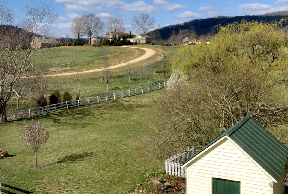 Foster Harris House - Mountain View Room - Washington, Virginia