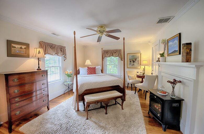 Foster Harris House - Macpherson Room - Washington, Virginia