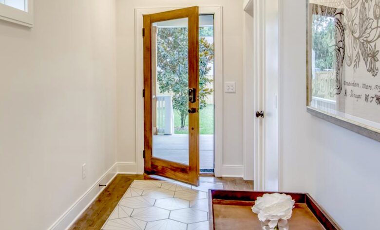 The Southern Magnolia - Nashville, Tennessee