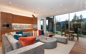 Trail's End - Ski-In/Ski-Out (R) - Whistler, Canada