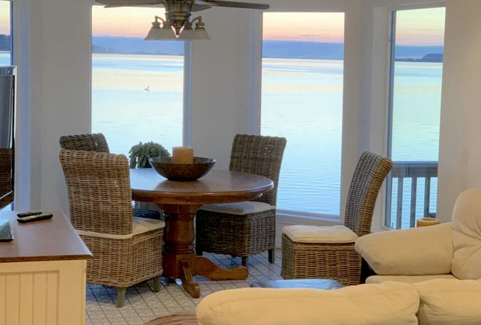 Waterfront Sunset Home in Birch Bay - Blaine, Washington