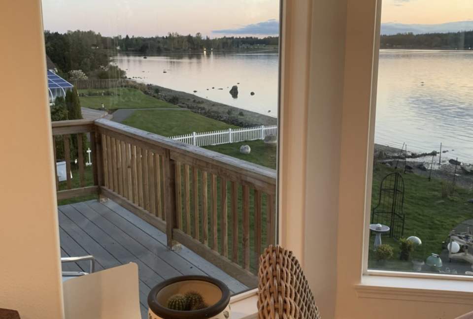 Waterfront Sunset Home in Birch Bay - Blaine, Washington