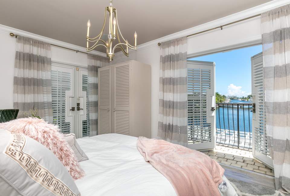 Fort Lauderdale Waterfront Villa - Ft Lauderdale, Florida