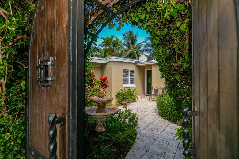 Fort Lauderdale Waterfront Villa - Ft Lauderdale, Florida