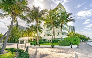 Miami Beach Superior Luxury Residence - Miami Beach, Florida