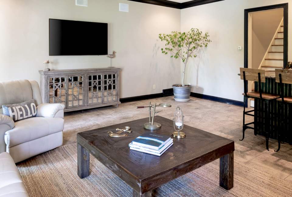 Pickwick Lakefront Luxury - Savannah, Tennessee