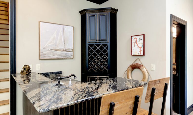 Pickwick Lakefront Luxury - Savannah, Tennessee