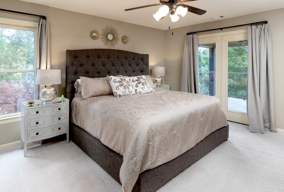 Pickwick Lakefront Luxury - Savannah, Tennessee