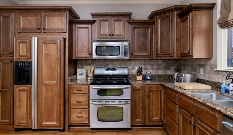 Pickwick Lakefront Luxury - Savannah, Tennessee