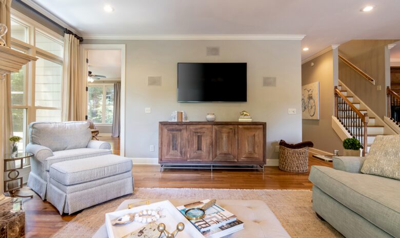 Pickwick Lakefront Luxury - Savannah, Tennessee