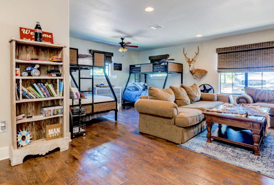 2 twins over full bunks