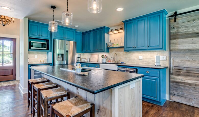 Fully stocked kitchen & large pantry