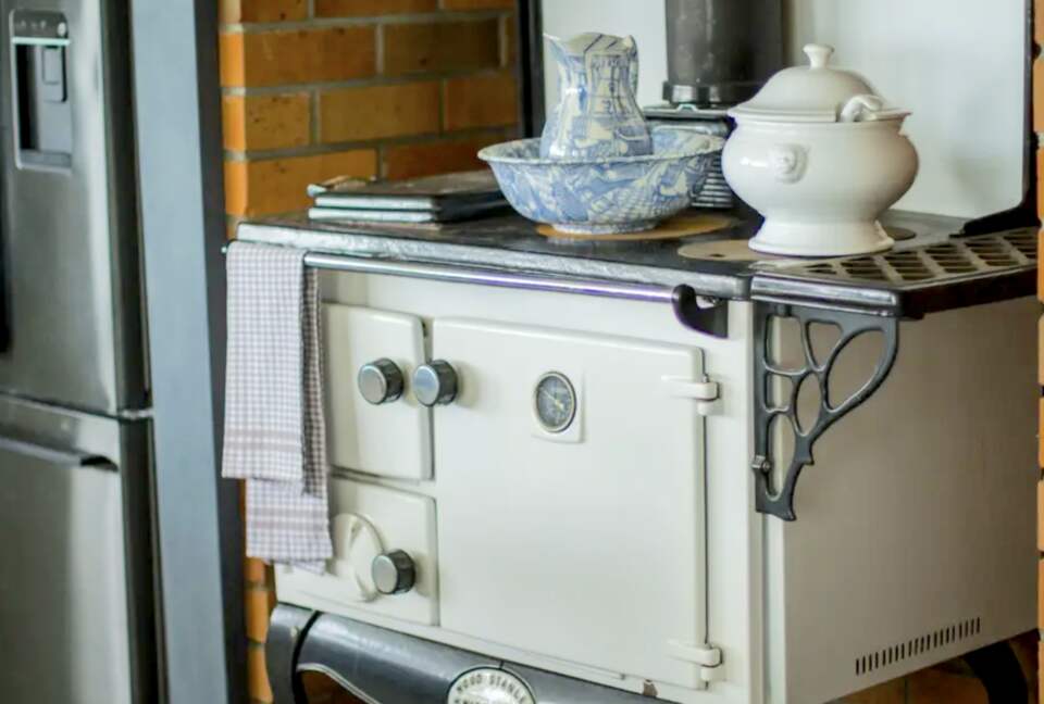 Hololio House - Historic Homestead at Clevedon Polo Club - Auckland, New Zealand