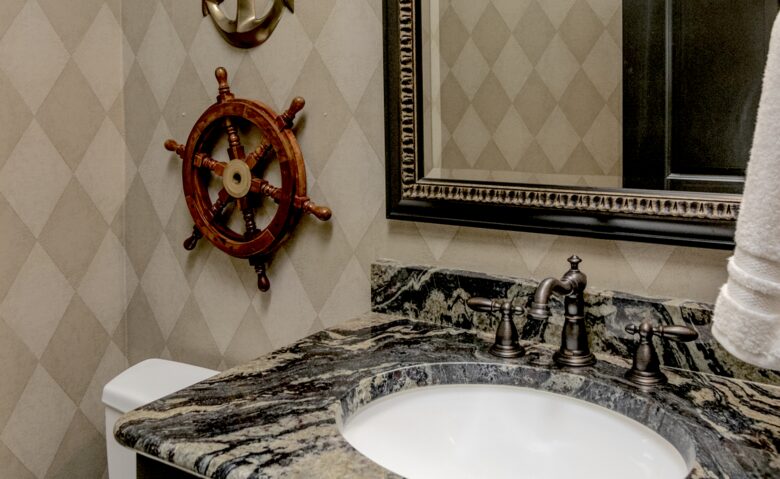 Pickwick Lakefront Luxury - Savannah, Tennessee