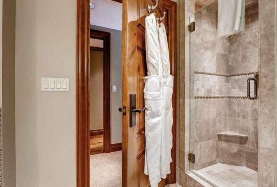 Three Bedroom Residence at Hyatt Mountain Lodge Beaver Creek - Beaver Creek, Colorado