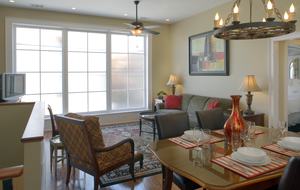 Wedding Cake Mansion Carriage House - Savannah, Georgia