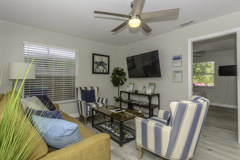 Sea Shell Beach Cottage - Indian Rocks Beach, Florida