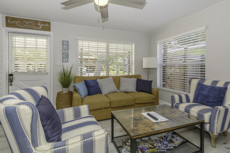 Sea Shell Beach Cottage - Indian Rocks Beach, Florida