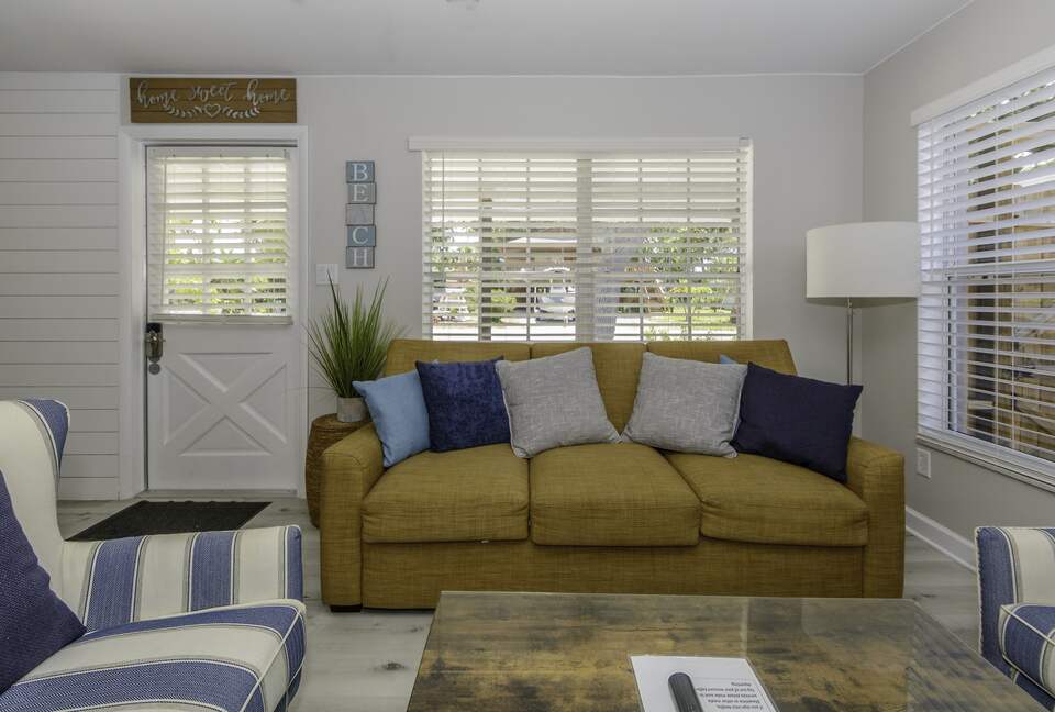 Sea Shell Beach Cottage - Indian Rocks Beach, Florida