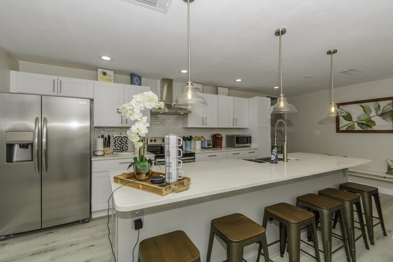 Sea Shell Beach Cottage - Indian Rocks Beach, Florida