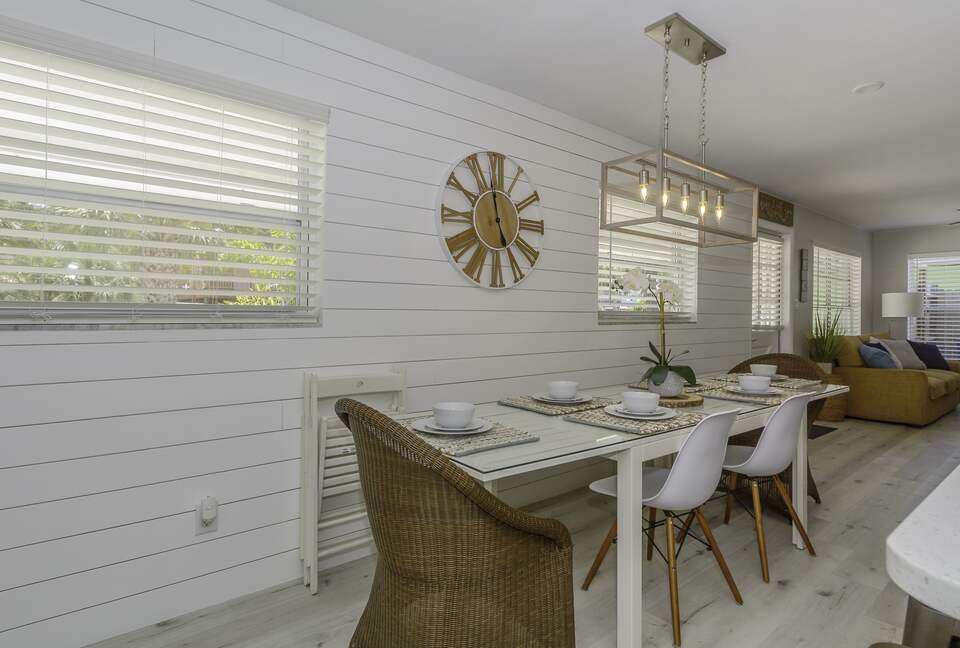 Sea Shell Beach Cottage - Indian Rocks Beach, Florida