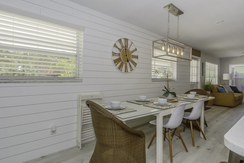 Sea Shell Beach Cottage - Indian Rocks Beach, Florida