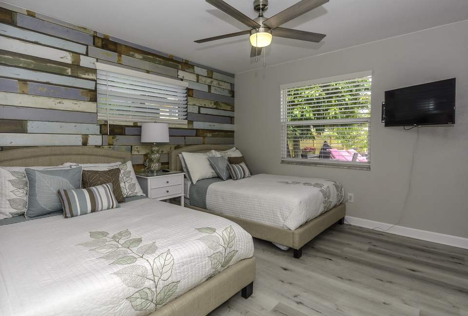 Sea Shell Beach Cottage - Indian Rocks Beach, Florida