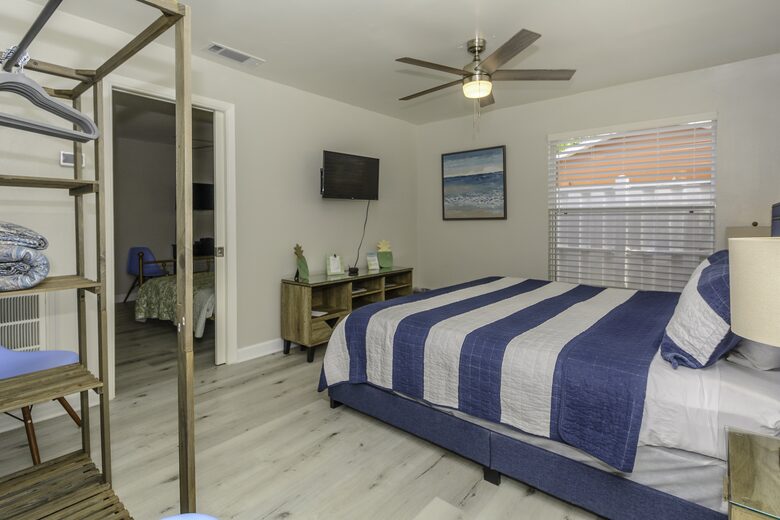 Sea Shell Beach Cottage - Indian Rocks Beach, Florida