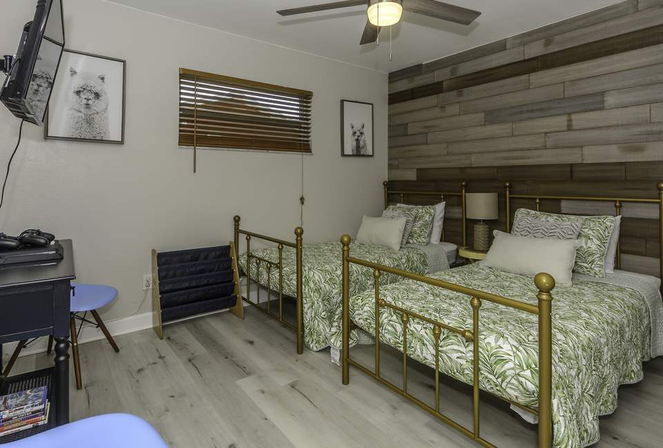 Sea Shell Beach Cottage - Indian Rocks Beach, Florida