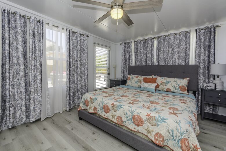 Sea Shell Beach Cottage - Indian Rocks Beach, Florida